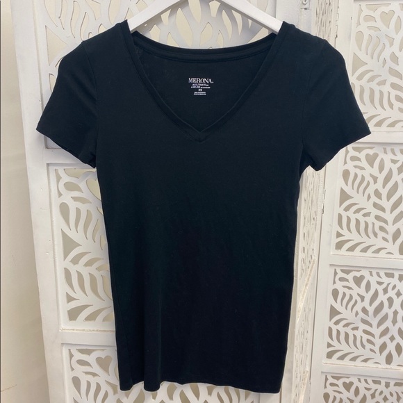 Merona Tops - Merona “the ultimate tee” Black V Neck